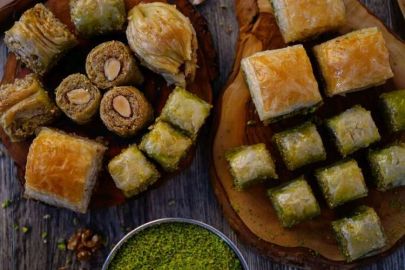 BAYRAMDA ŞEKER VE TATLI TÜKETİMİNE DİKKAT