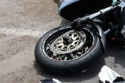 ANTALYA KEMER YOLUNDA MOTOR KAZASI