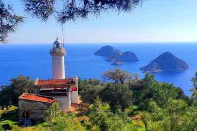 Kemer'de Sonbahar Hareketliliği: Likya Yolu ve Gelidonya Feneri İlgi Odağı