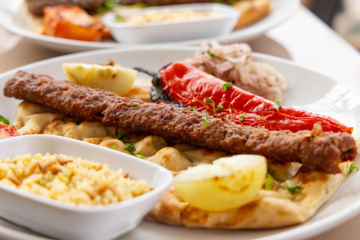 KEMER PİDE LEZZETLERİNE ÖDÜL KATMAYA DEVAM EDİYOR