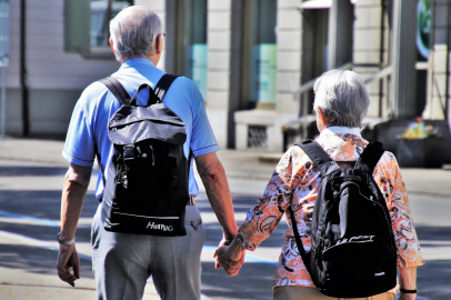 50 YAŞ ÜSTÜNDEKİLERİN TATİL TERCİHLERİ BELİRLENDİ