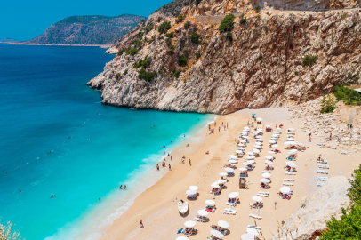 Kalkan bölünmüş yol projesi için verilen 'ÇED olumlu' kararı iptal edildi