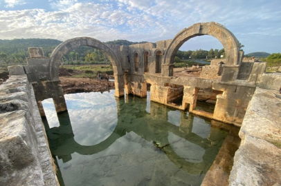 Roma İmparatorluğu’nun “Orijinal” Termal Yapısı Myra’da Ortaya Çıkarıldı
