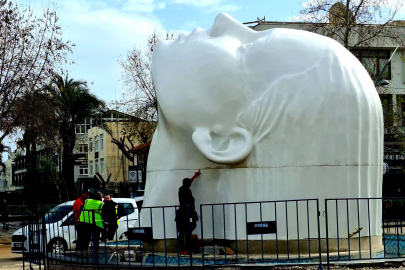 HANNA HEYKELİ ÇINARLI KAVŞAK’TA YERİNİ ALDI