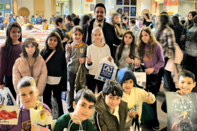 KEMER ÖZEL UĞUR  OKULLARI ÖĞRENCİLERİ KİTAP FUARINDA